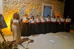 Anamarija-Skoric-i-klapa-Garofuli-