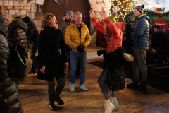 Ivana-Kindl-i-grupa-Forum-Advent-u-Zadru-25.12.2024-Foto-Bojan-Bogdanic_27-Ivana-Kindl-i-grupa-Forum-Advent-u-Zadru-25.12.2024-Foto-Bojan-Bogdanic