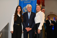 Zorica-Kondza-Rotary-club-Zadar-Providurova-palaca-16.12.2024-Foto-Iva-Perincic_02-Zorica-Kondza-Rotary-club-Zadar-Providurova-palaca-16.12.2024-Foto-Iva-Perincic