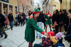 04-Promenada-sv.-Nikole-Advent-u-Zadru-6.12.2024-Foto-Matija-Lipar